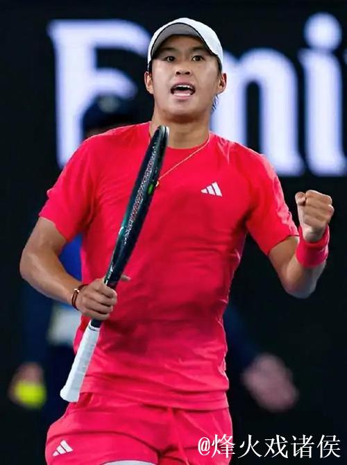 辛纳2-0轻取19岁小将勒纳·钱夺中网男单冠军